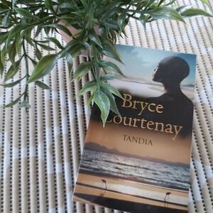 Bryce Courtenay~Tania
